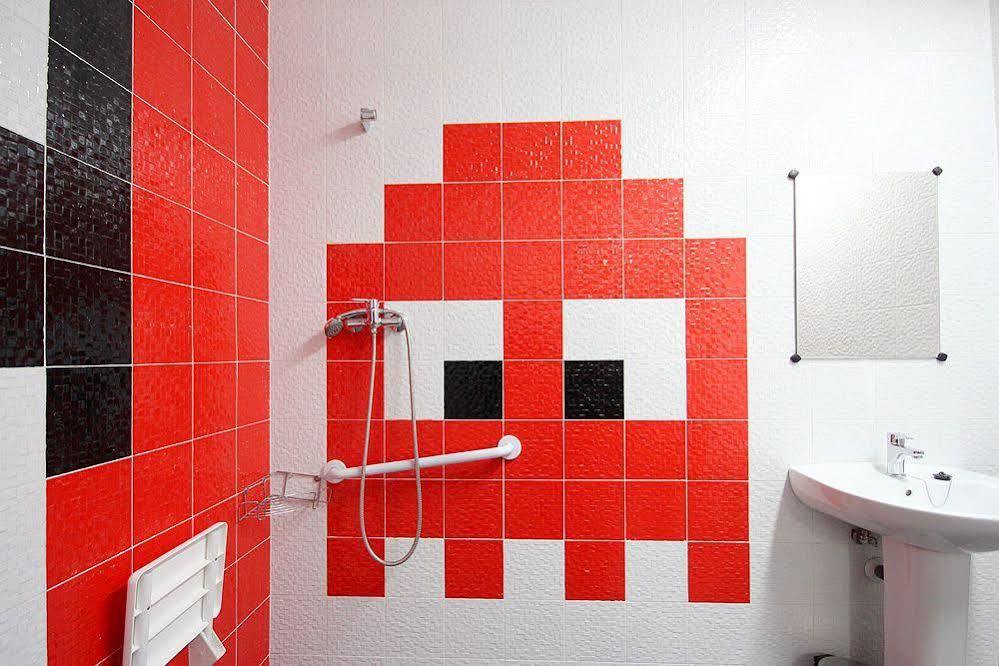 Botxo Gallery - Youth Hostel Bilbao Bagian luar foto
